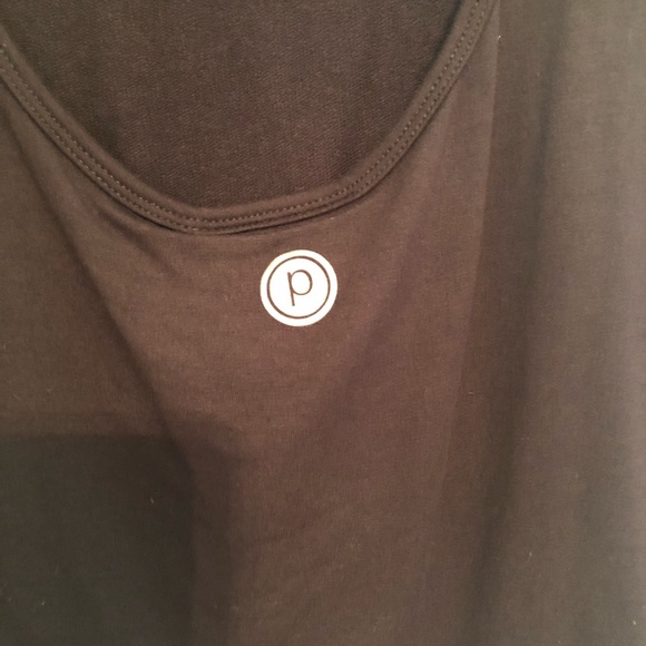 Pure Barre Hydra Pullover by Splits 59. - Picture 9 of 10